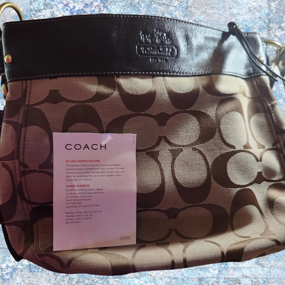 Coach Handbags - 💕COACH SHOULDER BAG PURSE EUC